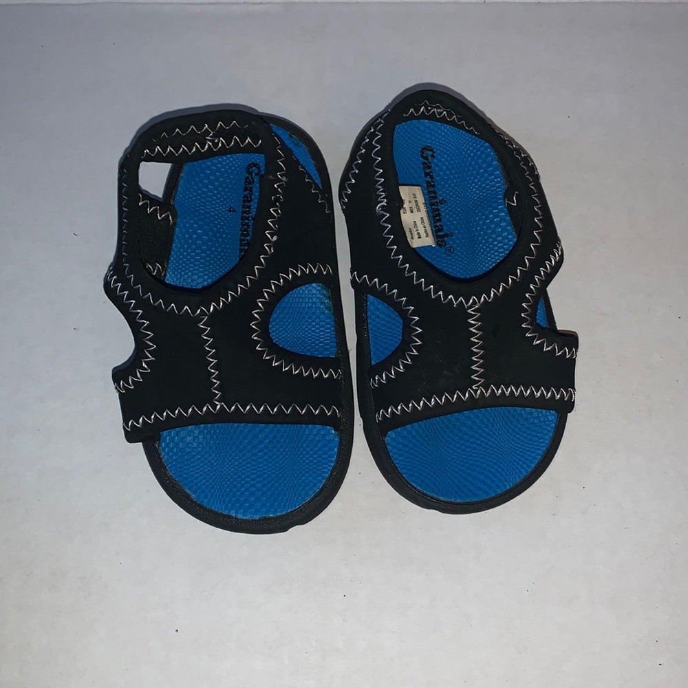 Caranimals Sandals Size 4